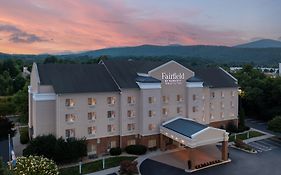 Fairfield Inn & Suites Roanoke Hollins/I-81